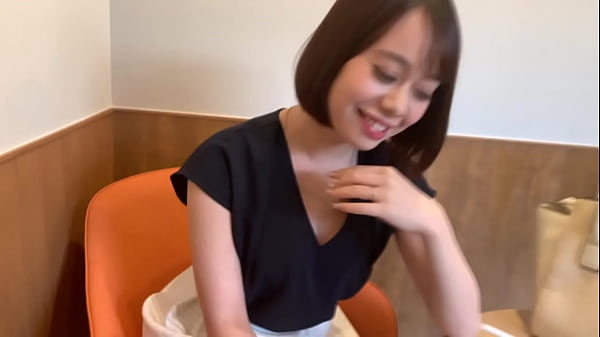 Beautiful Teen shows off amateur