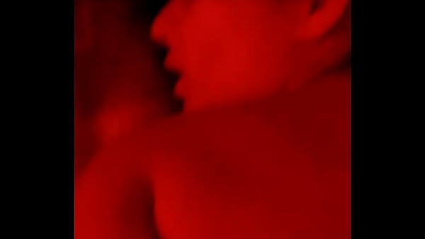 Grabo este video filtrado de MILF muy rica